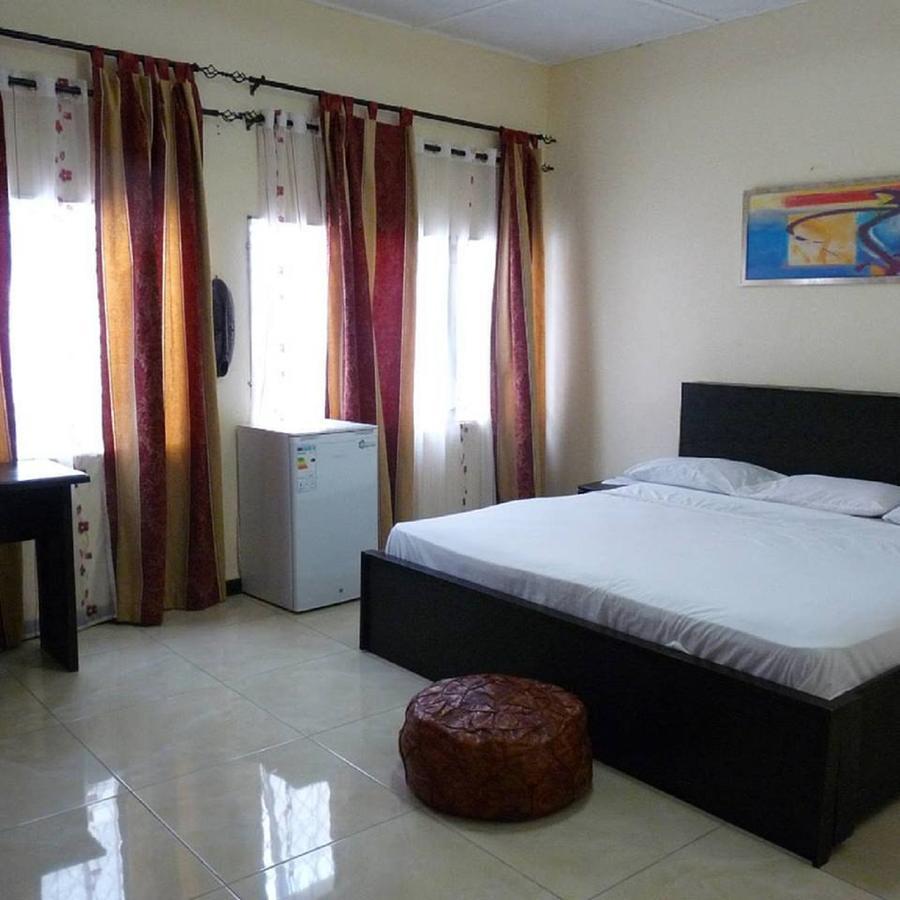 Maryland Guesthouse Monrovia Luaran gambar